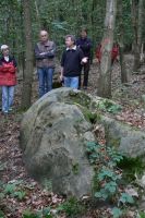 Geologische Exkursion in der Umgebung des Klosters Engelthal - 02 Prof. Dr. Peter Prinz-Grimm bei seinen Erläuterungen (Bildautor: Dr. Günter Seidenschwann)